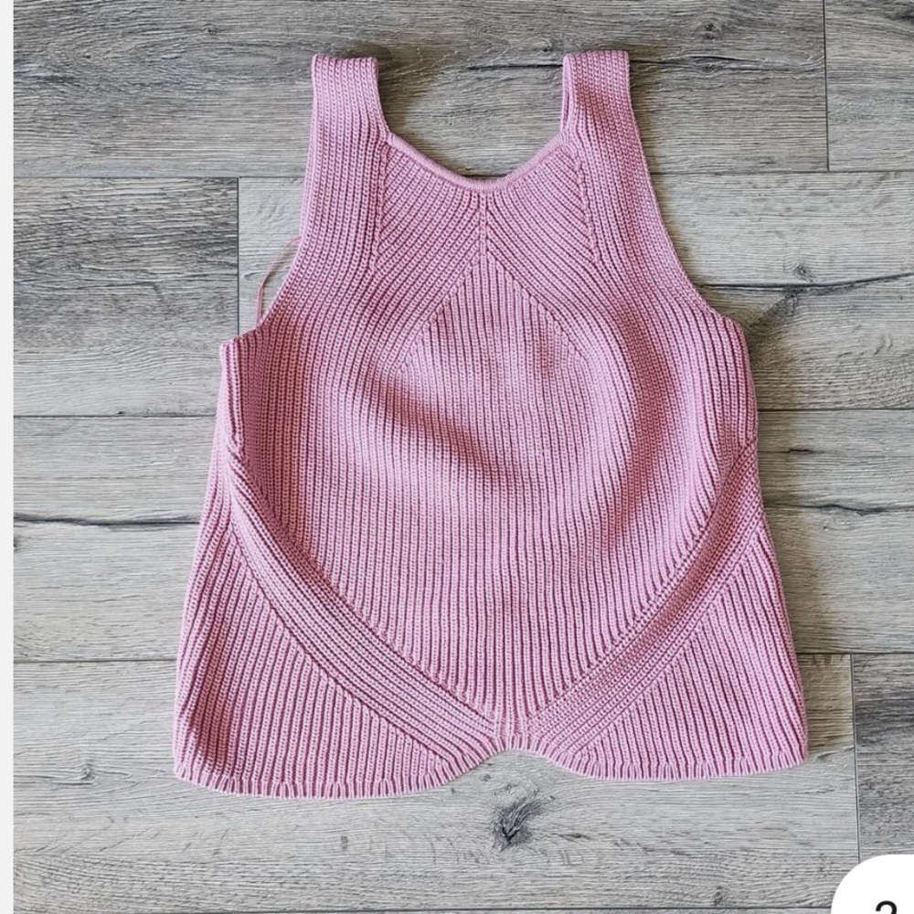 Express Women's Ribbed High Neck Curved Hem Sweater Tank